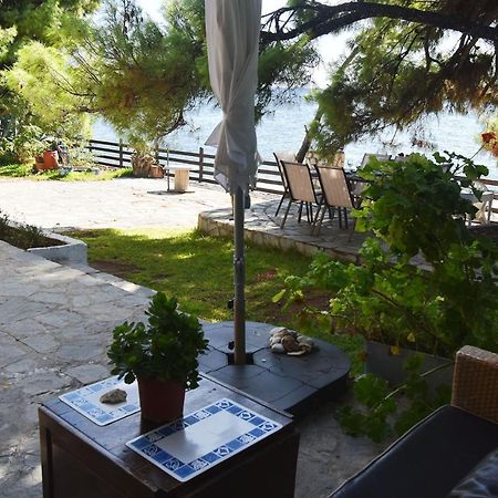 Barlee Beach Front House, Metamorfosi Exteriör bild
